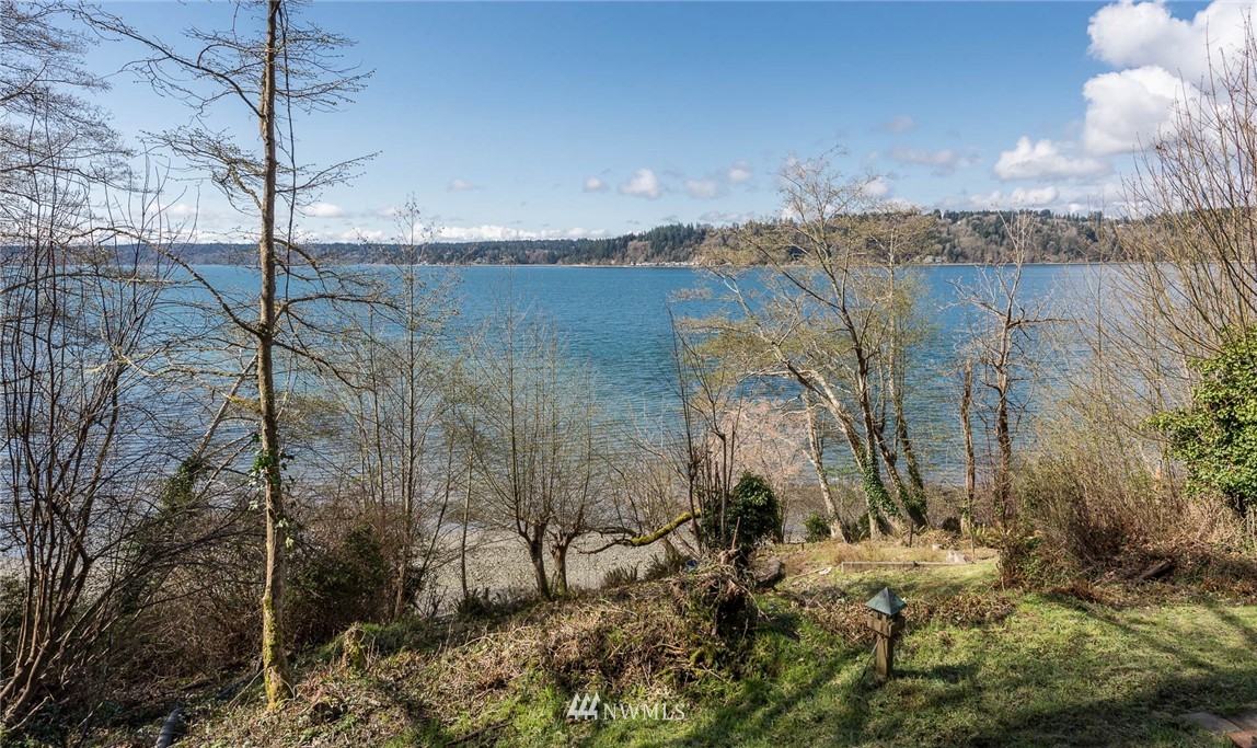 19115 Sunset Road Southwest Vashon, WA 98070 - Photo 15 of 19 Gallery Image 15