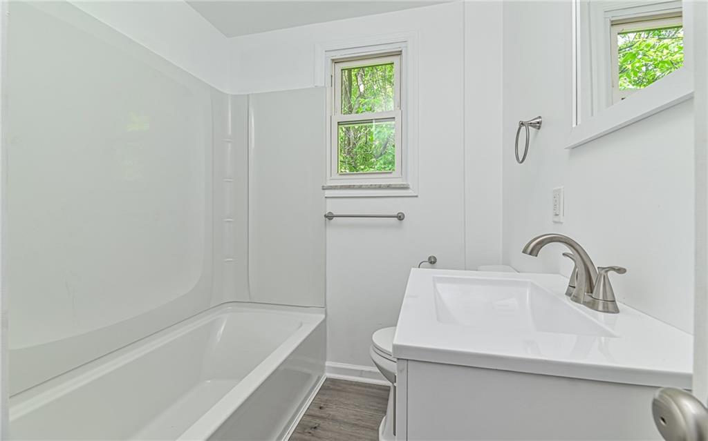 46 Winchell Street Pittsburgh, PA 15215 - Photo 8 of 18 Bathroom has been completely updated.