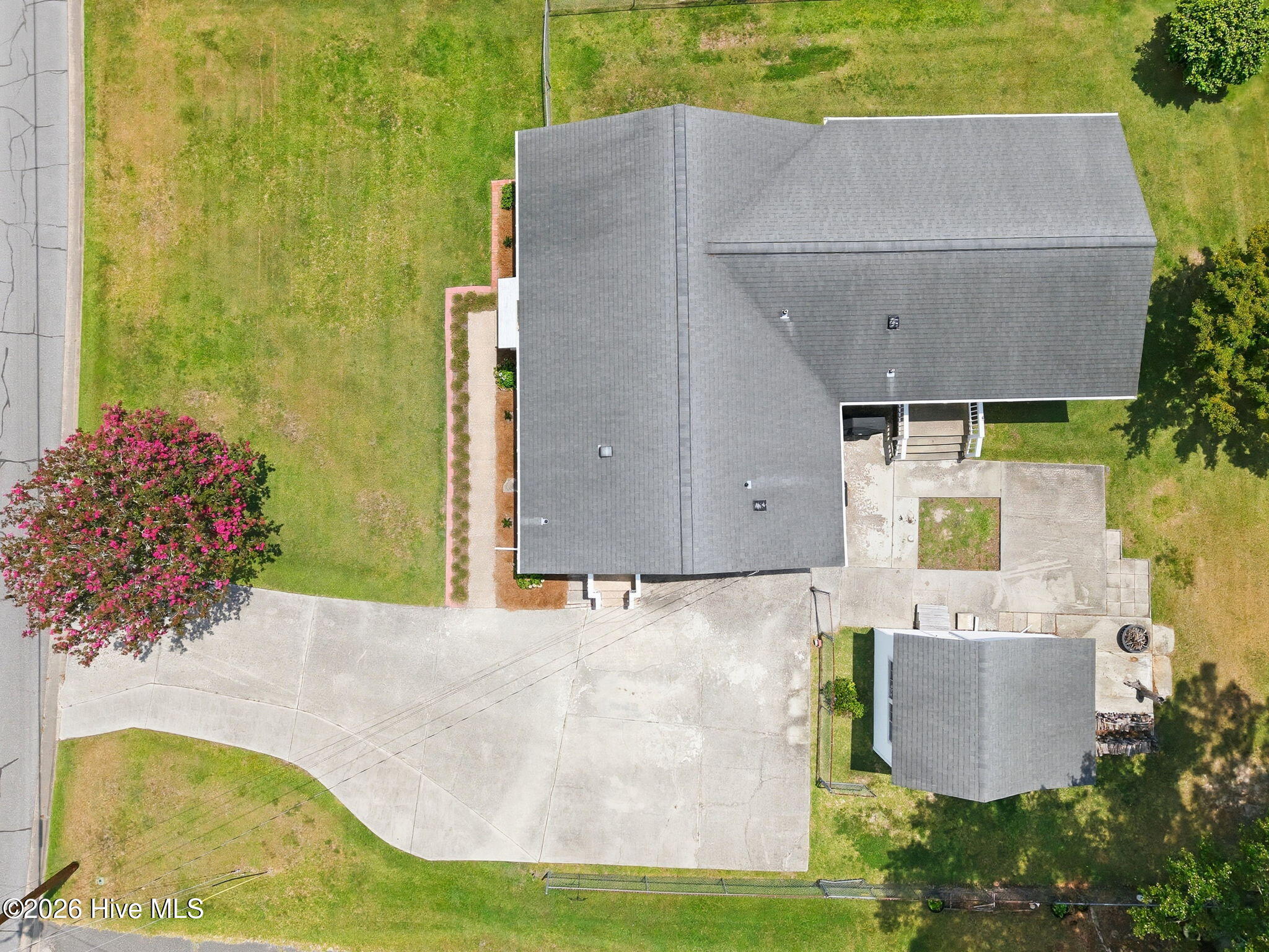 611 Decatur Road Jacksonville, NC 28540 - Photo 7 of 37