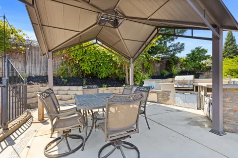 $879,900 | 121 Prospector Court, Folsom, CA 95630