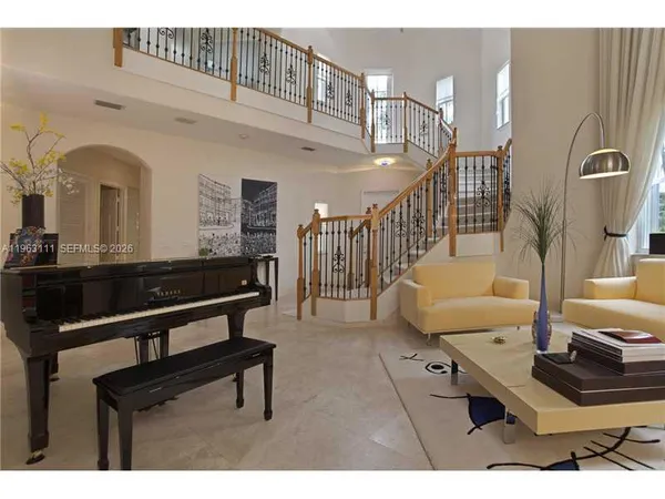 a view of entryway and hall