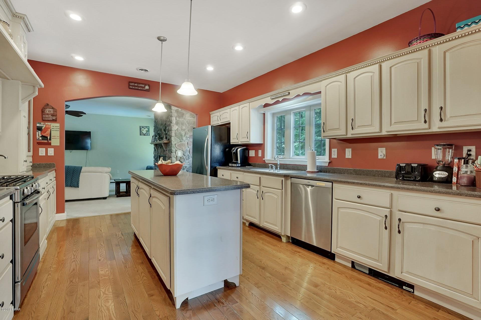 14 Brookside Road Waymart, PA 18472 - Photo 10 of 27 16 (4)
