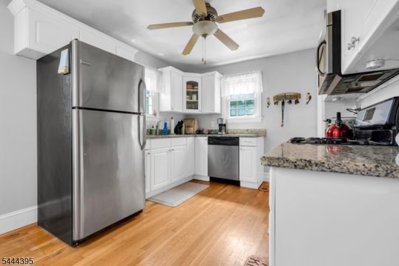 160 Hillcrest Road Flemington, NJ 08822 - Photo 9 of 40