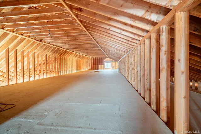 $2,495,000 | 29525 Main, Orient, NY 11957