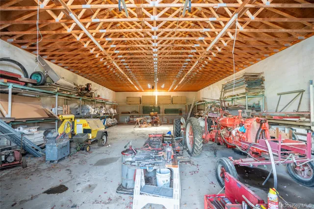 $2,495,000 | 29525 Main, Orient, NY 11957