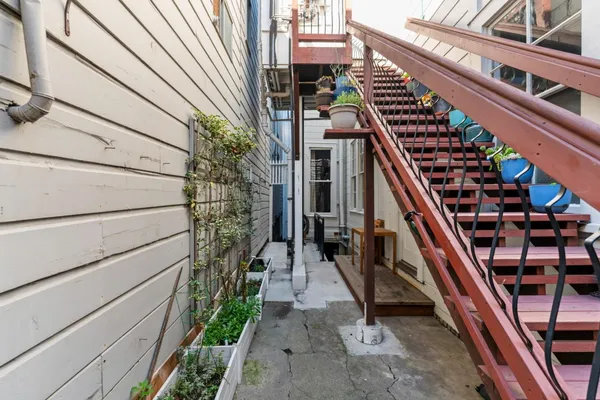 $1,495,000 | 483 Oak Street, San Francisco, CA 94102