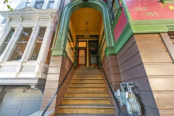 $1,495,000 | 483 Oak Street, San Francisco, CA 94102