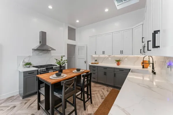 $1,495,000 | 483 Oak Street, San Francisco, CA 94102