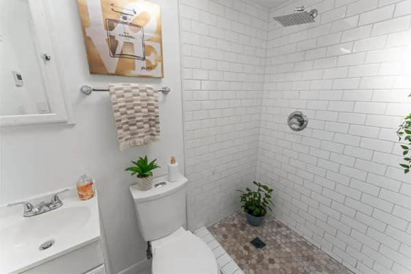 $1,495,000 | 483 Oak Street, San Francisco, CA 94102