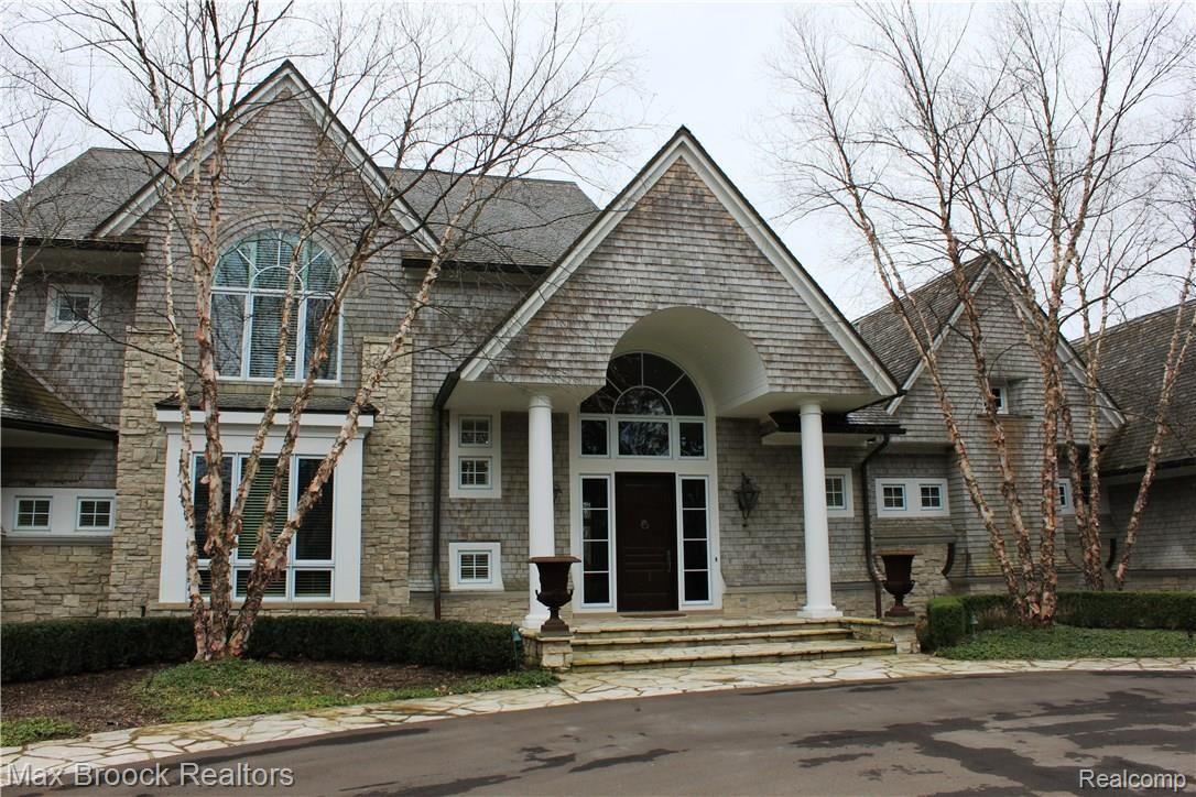 4635 Gallagher Road Rochester, MI 48306 - Photo 40 of 40 Front entry