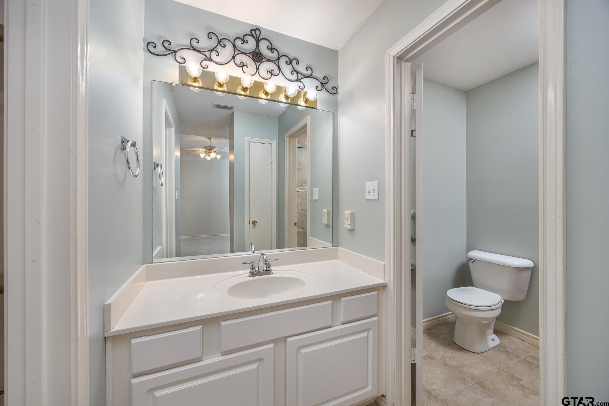 1202 Rice Road, Unit 112 Tyler, TX 75703 - Photo 14 of 26