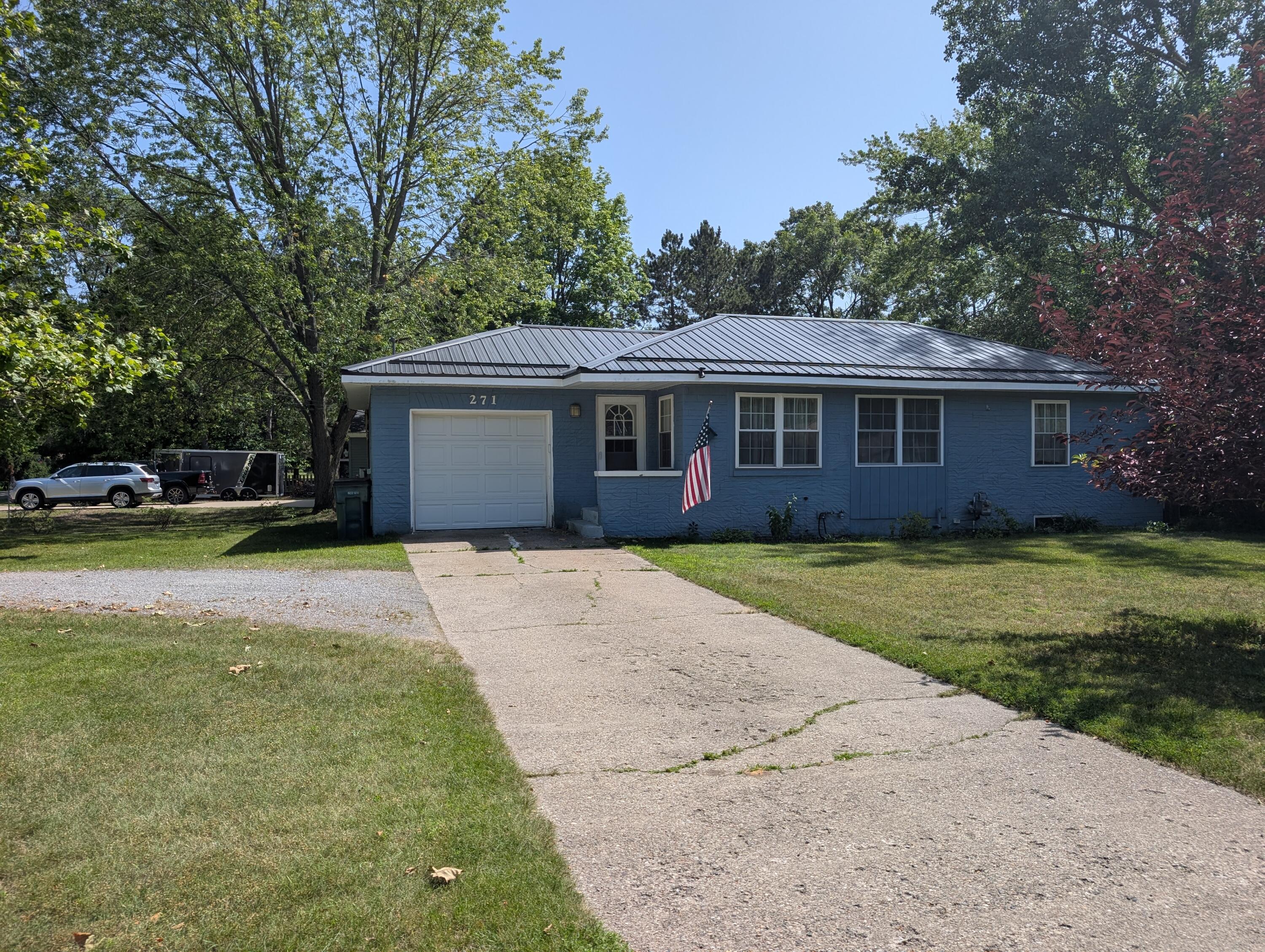 271 Randall Road Muskegon, MI 49441 - Photo 1 of 48 Randall - front