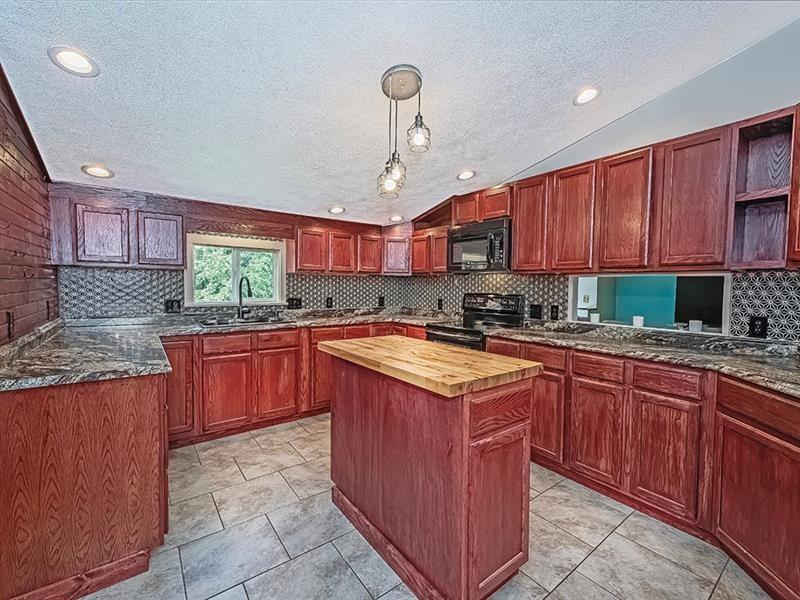 15951 West Lebanon Road Avonmore, PA 15618 - Photo 1 of 29 Gallery Image 1