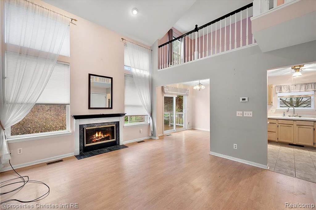 955 Rikki Ann Wixom, MI 48393 - Photo 30 of 54 Gallery Image 30