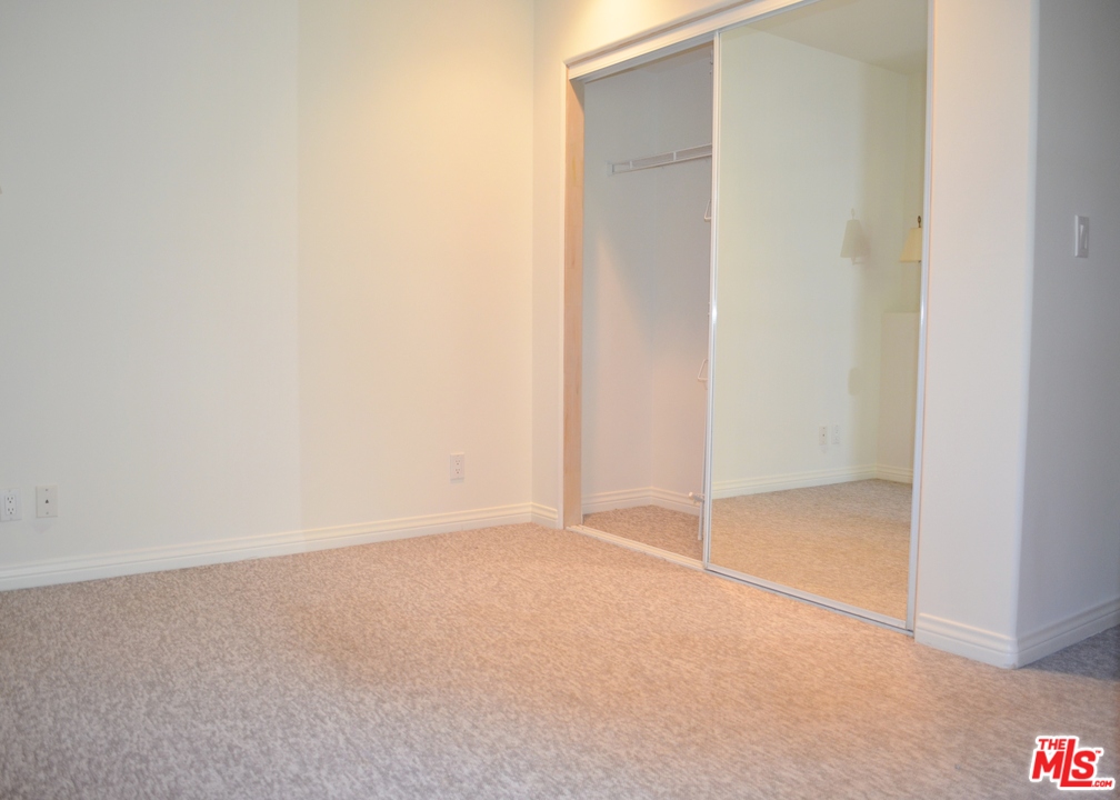 229 Muerdago Road Topanga, CA 90290 - Photo 24 of 35