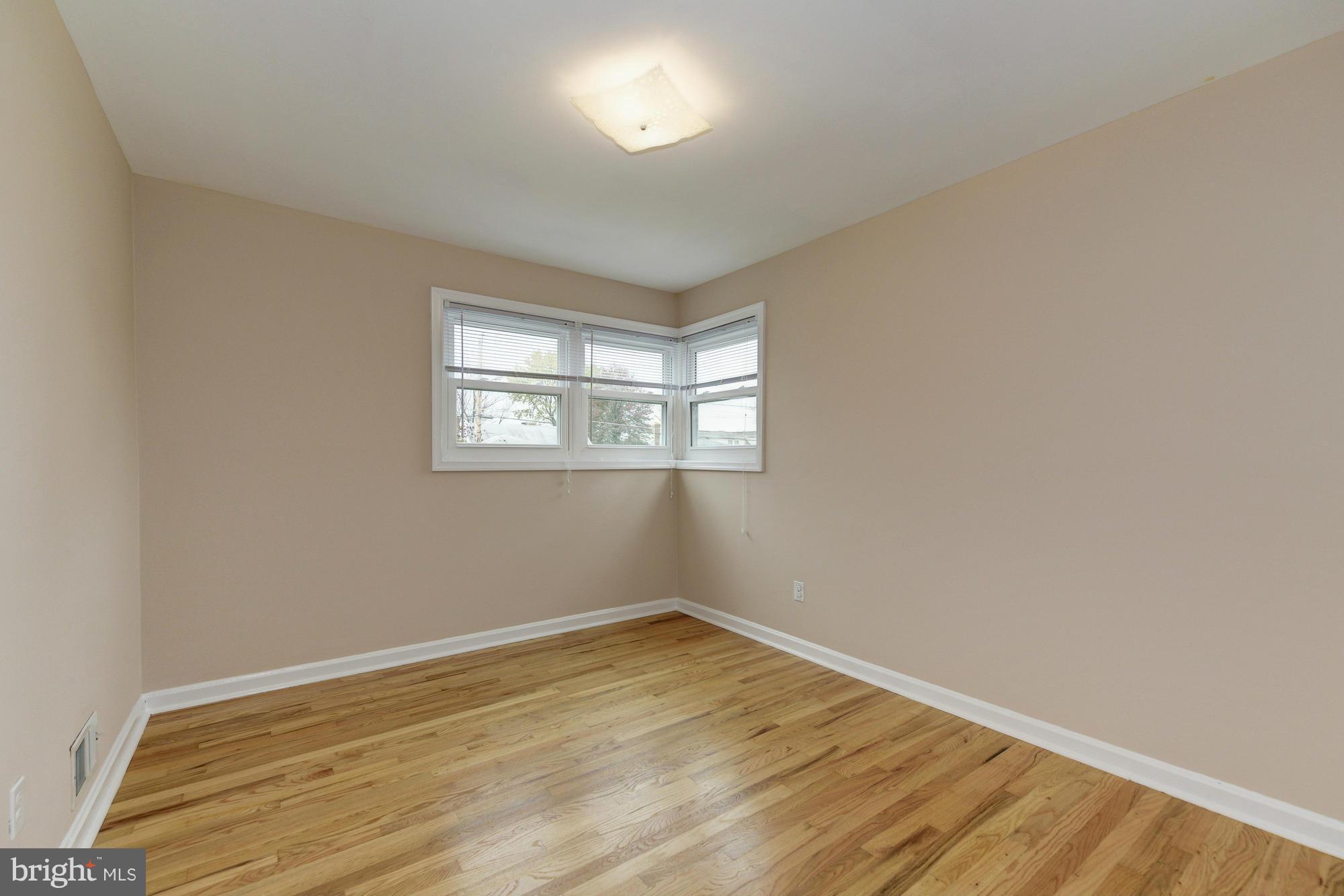 5815 Channing Road Springfield, VA 22150 - Photo 17 of 30 Bedroom
