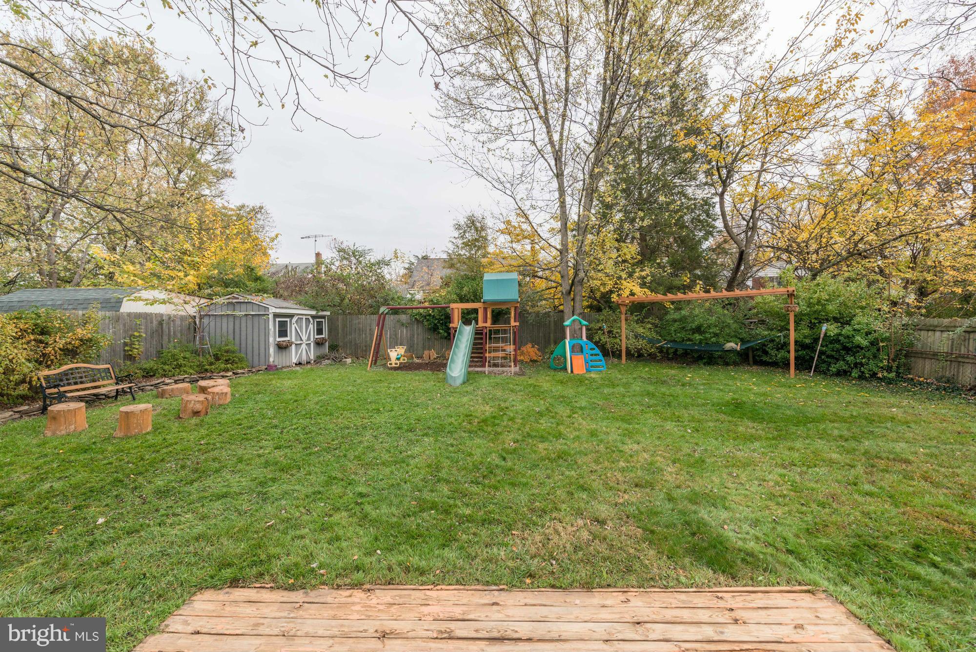 5815 Channing Road Springfield, VA 22150 - Photo 26 of 30 Large backyard