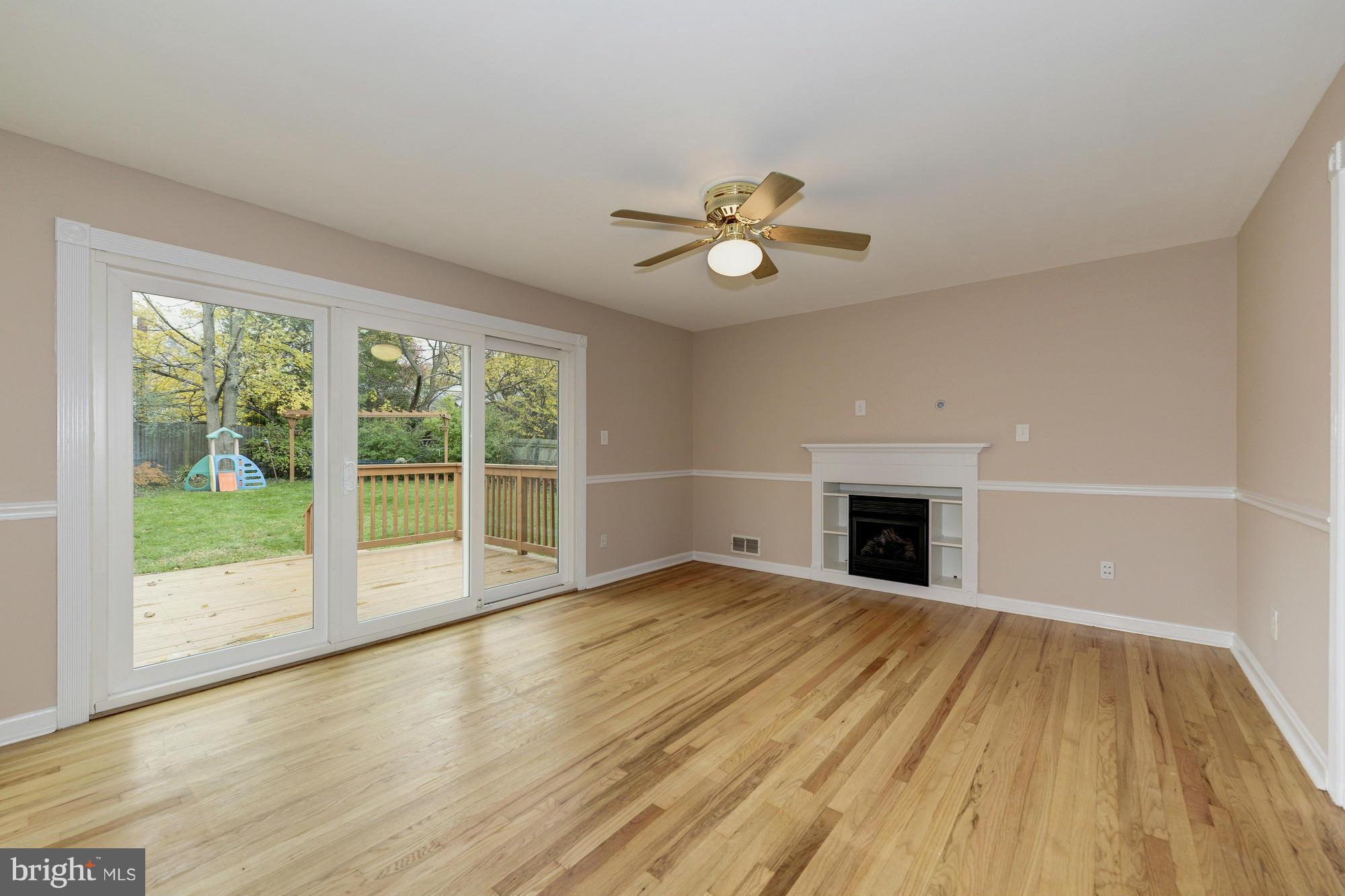 5815 Channing Road Springfield, VA 22150 - Photo 10 of 30 Fireplace with Audio/TV Hook Up