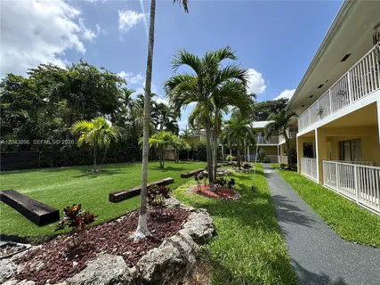 $2,250 | 2536 Van Buren Street, Unit 5A, Hollywood, FL 33020