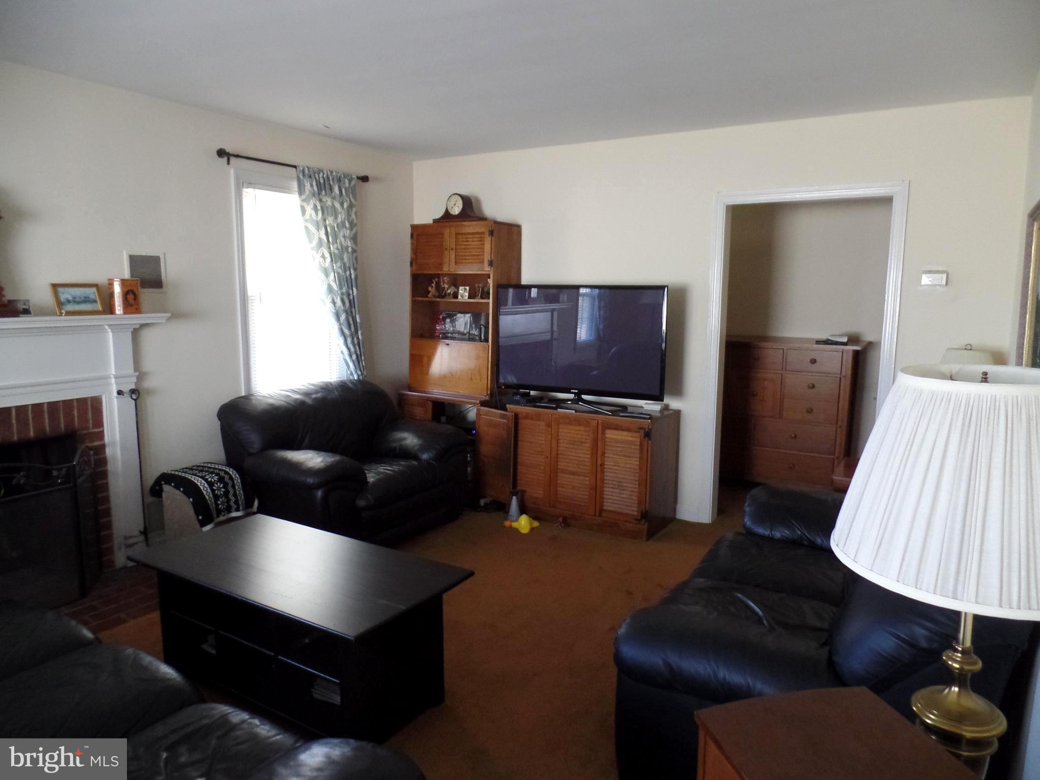 1708 Olney Road Falls Church, VA 22043 - Photo 5 of 10 Gallery Image 5