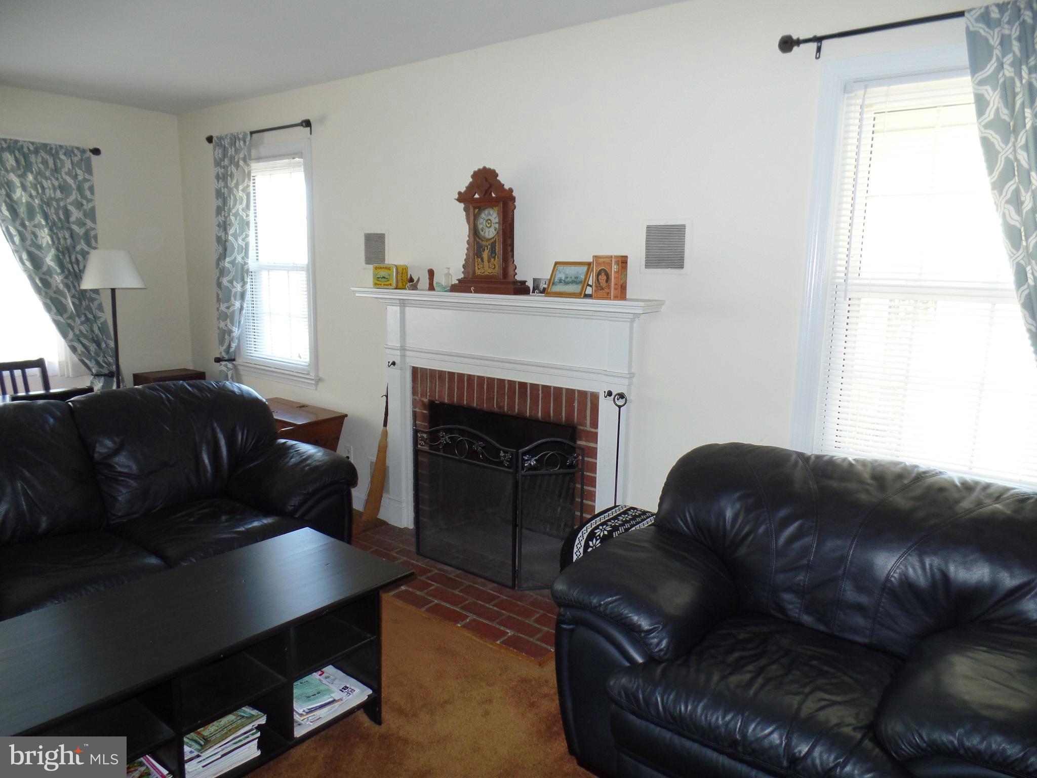 1708 Olney Road Falls Church, VA 22043 - Photo 6 of 10 Gallery Image 6