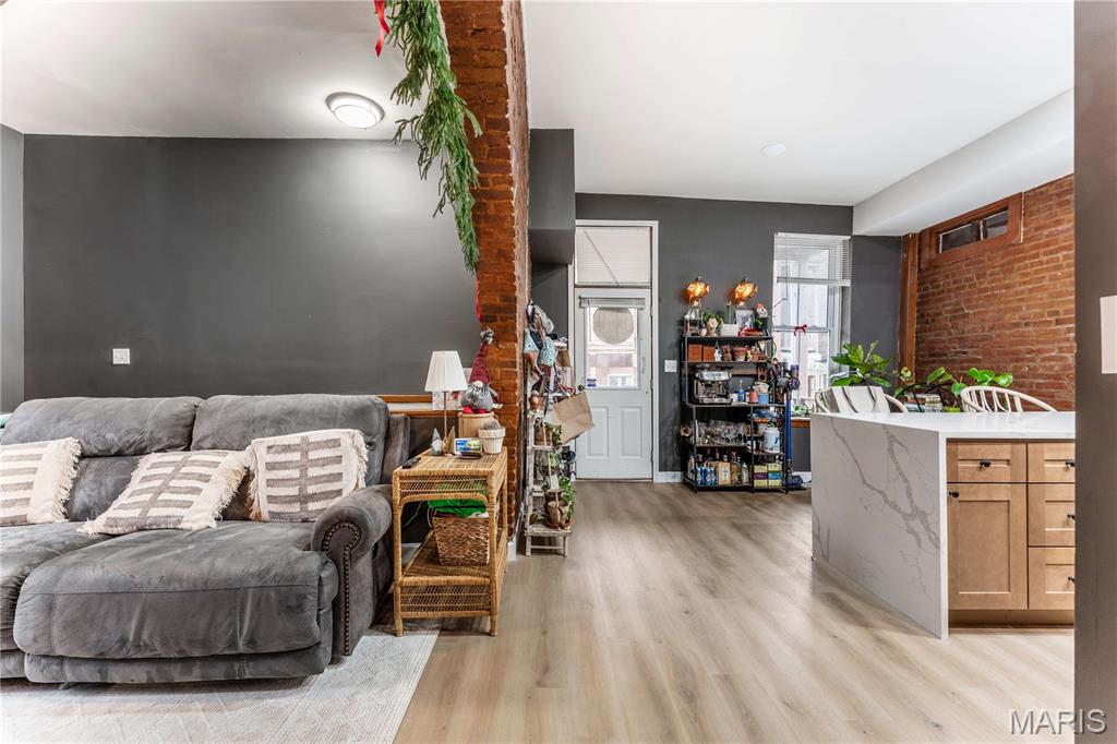 2211 Menard Street, Unit R St. Louis, MO 63104 - Photo 15 of 62