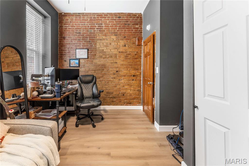 2211 Menard Street, Unit R St. Louis, MO 63104 - Photo 20 of 62