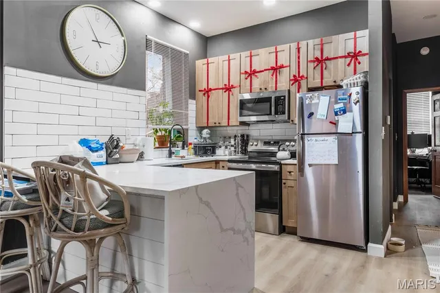 $508,500 | 2211 Menard Street, Unit R, St. Louis, MO 63104