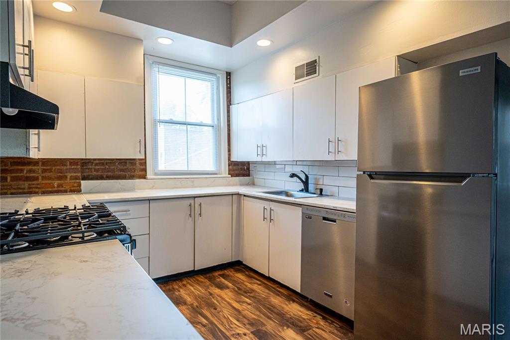 2211 Menard Street, Unit R St. Louis, MO 63104 - Photo 44 of 62