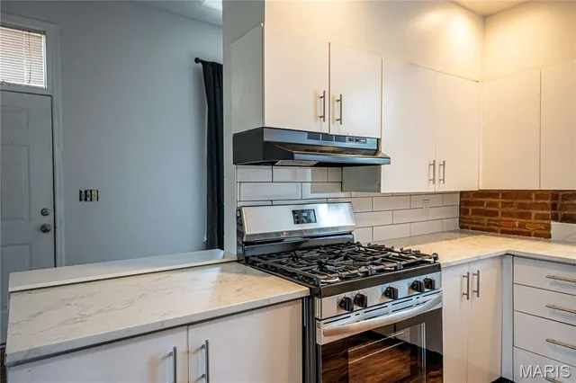 $508,500 | 2211 Menard Street, Unit R, St. Louis, MO 63104