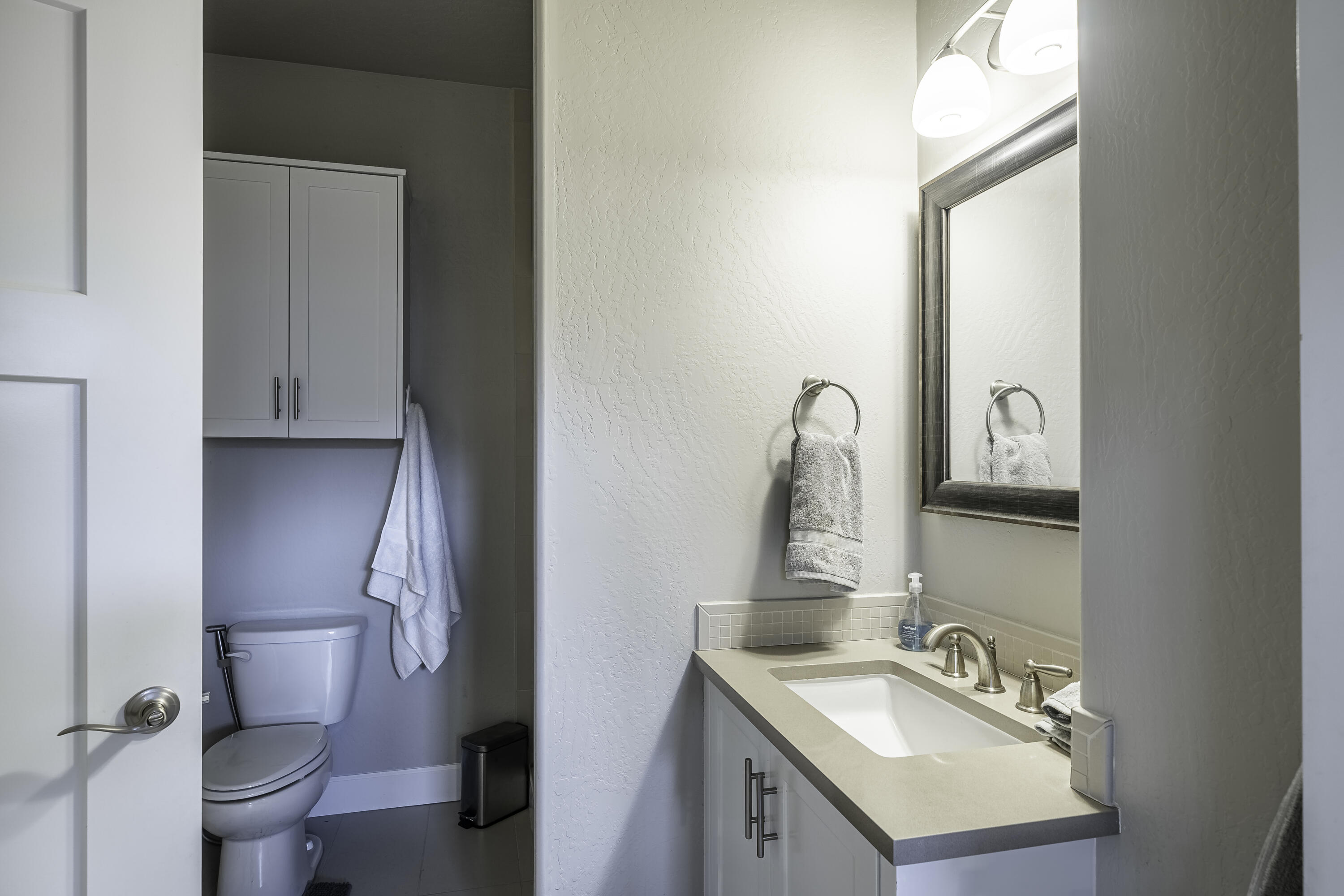 946 Stone Ridge Avenue Ashland, OR 97520 - Photo 26 of 26 DSC06359-HDR-Edit