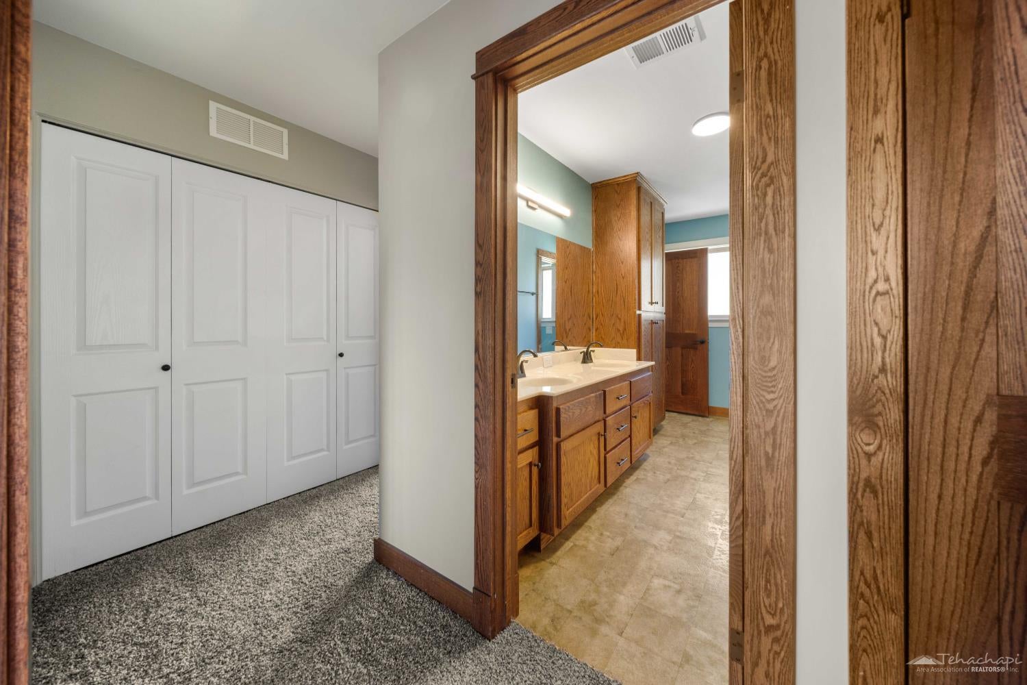 29600 Goldspike Road Tehachapi, CA 93561 - Photo 21 of 49 Gallery Image 21