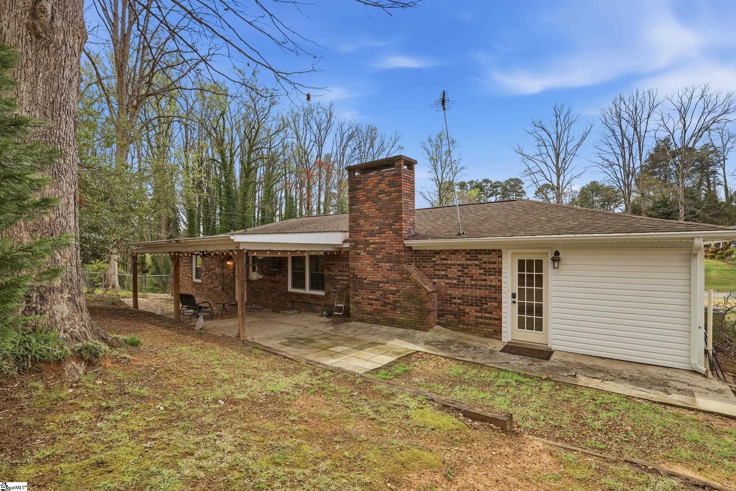 223 Meadow Lane Easley, SC 29642 - Photo 26 of 42