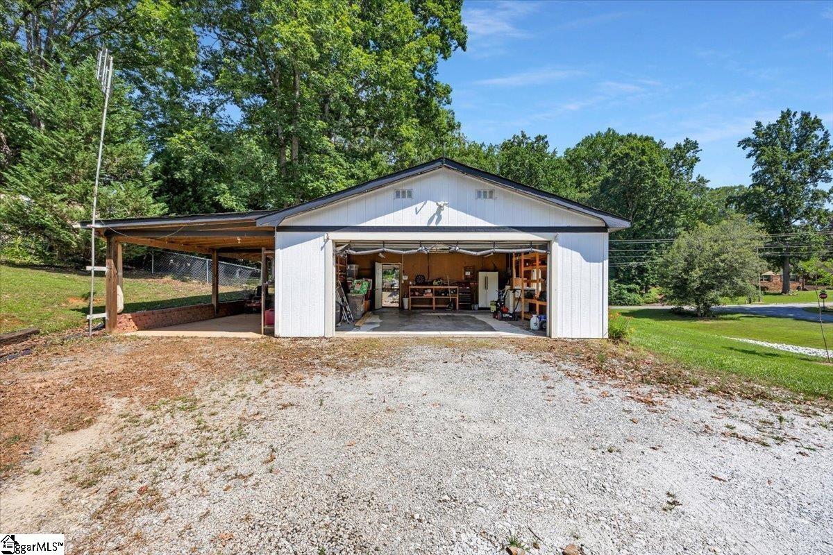 223 Meadow Lane Easley, SC 29642 - Photo 30 of 42