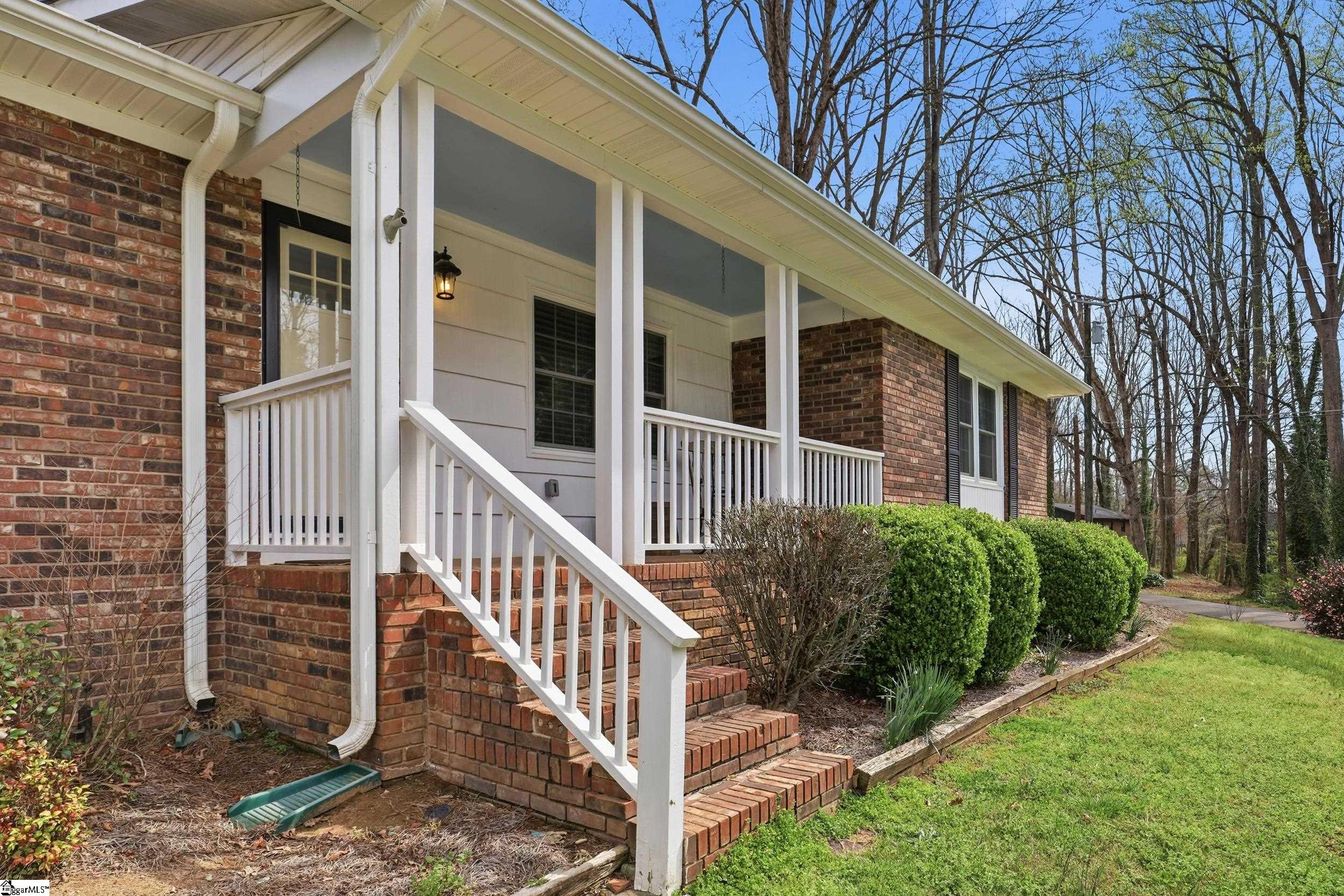 223 Meadow Lane Easley, SC 29642 - Photo 3 of 42