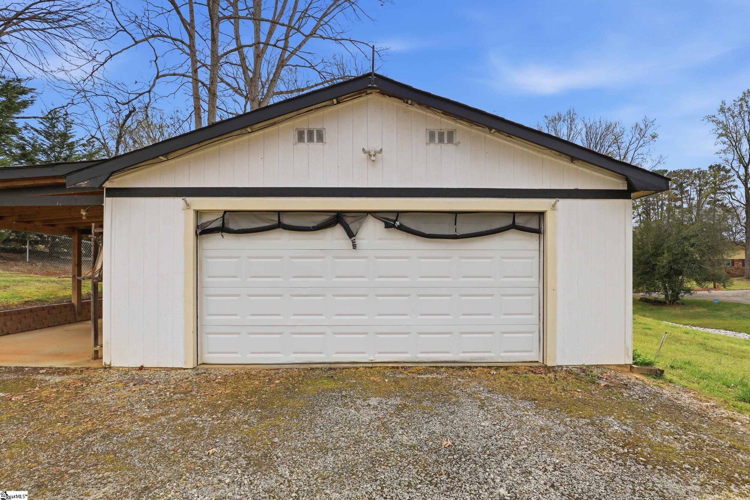 223 Meadow Lane Easley, SC 29642 - Photo 31 of 42