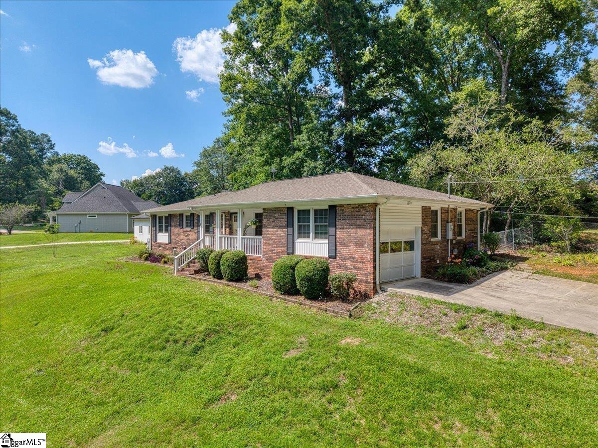 223 Meadow Lane Easley, SC 29642 - Photo 37 of 42