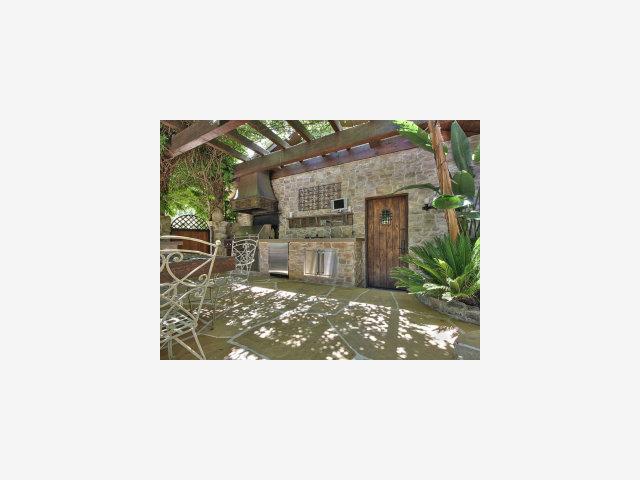 290 Ridgeway Road Woodside, CA 94062 - Photo 9 of 10