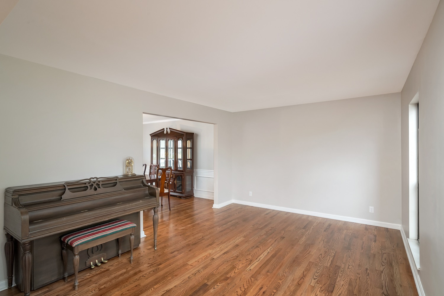 2048 Amsterdam Road Crescent Springs, KY 41017 - Photo 6 of 43 Gallery Image 6