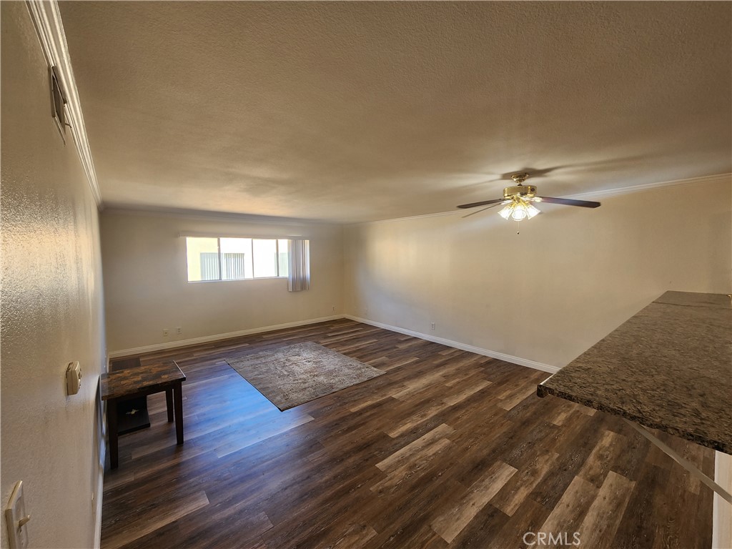 14006 Vanowen Street Van Nuys, CA 91405 - Photo 2 of 20