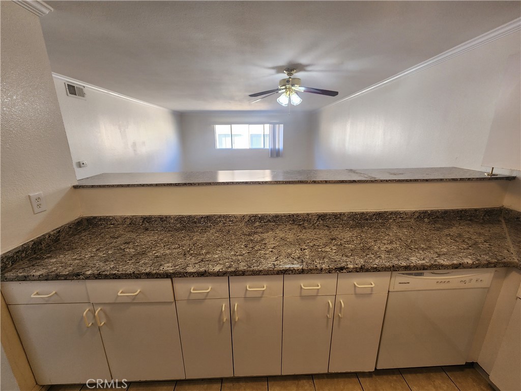 14006 Vanowen Street Van Nuys, CA 91405 - Photo 10 of 20