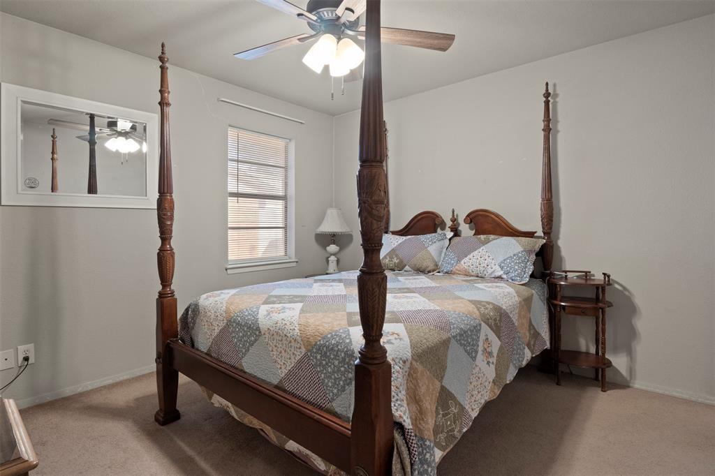 106 Wayne Street Sanger, TX 76266 - Photo 17 of 25