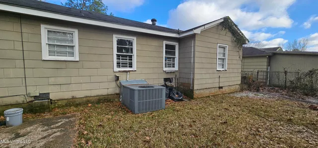 $58,900 | 1063 Voorhees Avenue, Jackson, MS 39209