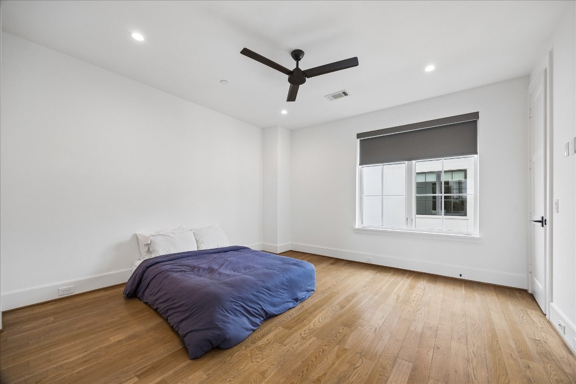 2326 Bissonnet Street Houston, TX 77005 - Photo 27 of 36