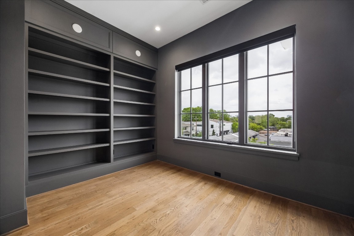 2326 Bissonnet Street Houston, TX 77005 - Photo 28 of 36