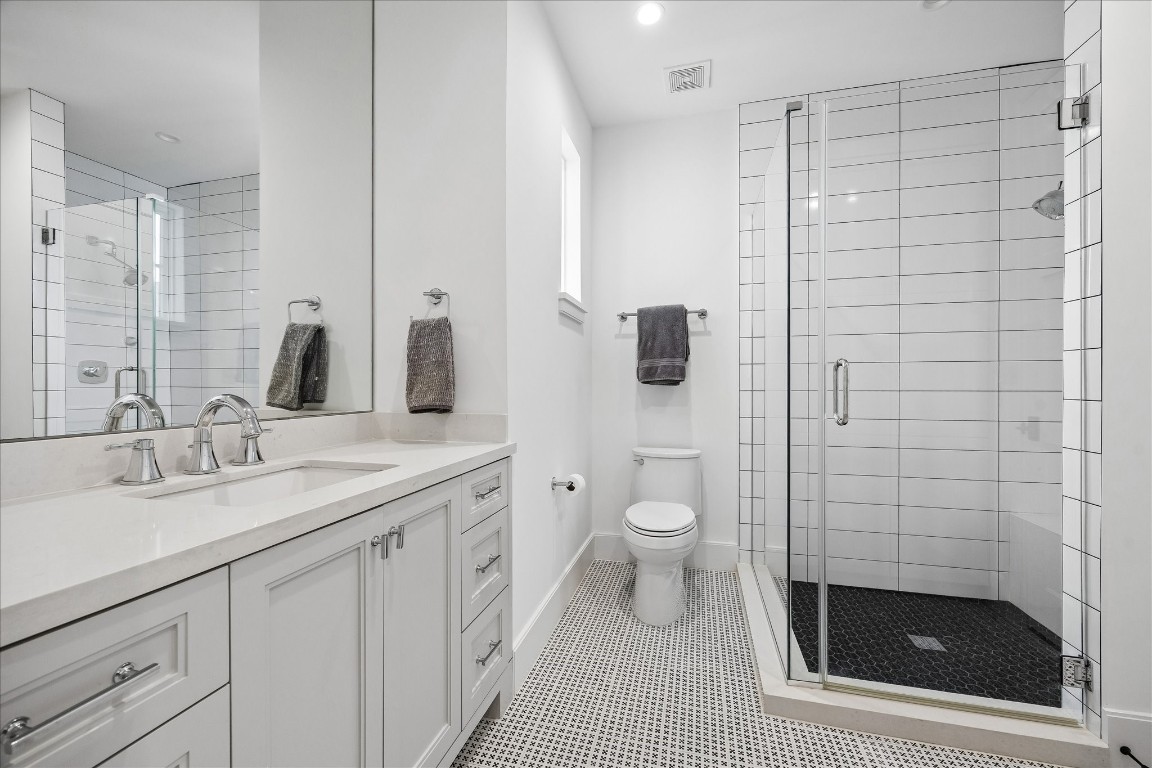 2326 Bissonnet Street Houston, TX 77005 - Photo 30 of 36