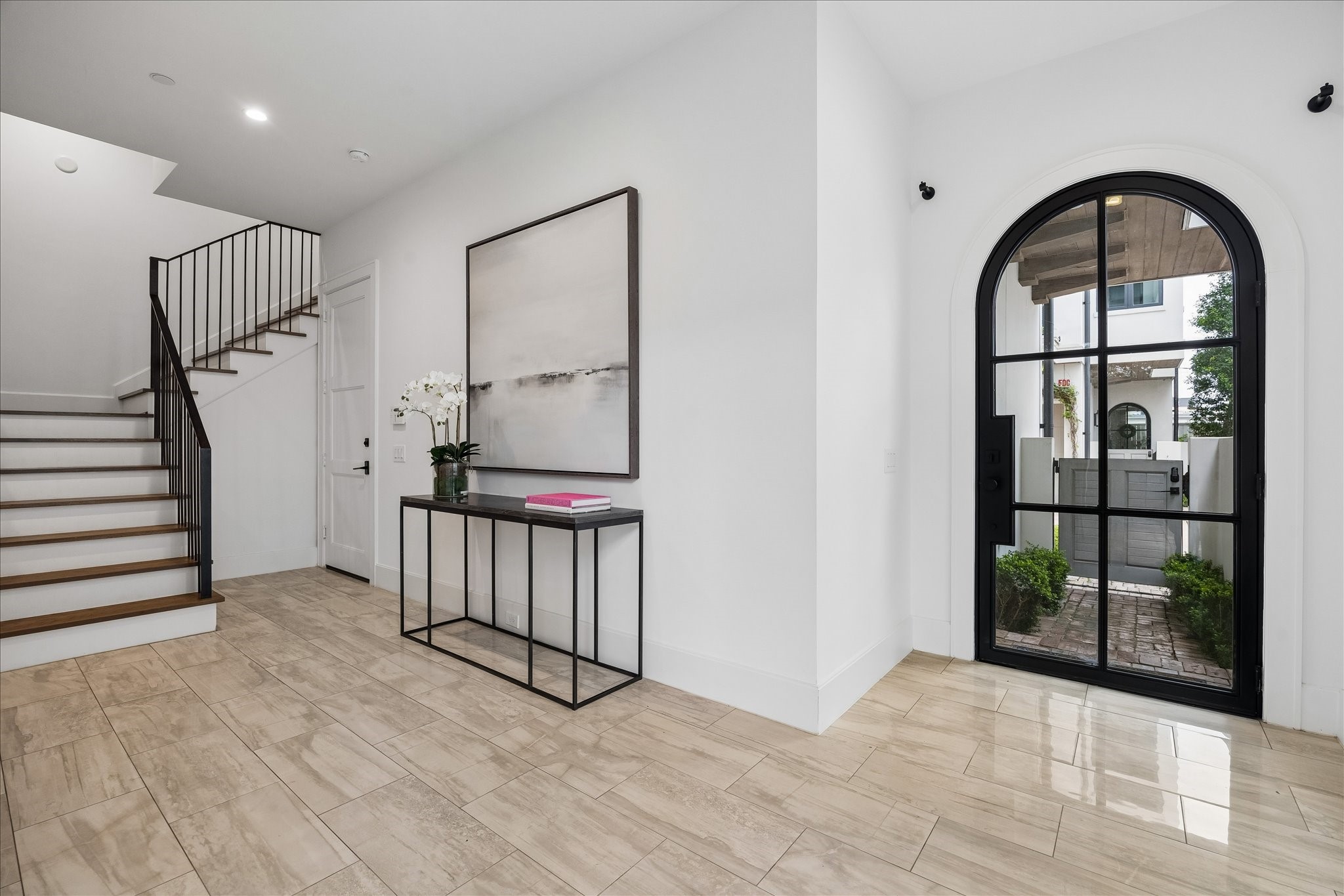 2326 Bissonnet Street Houston, TX 77005 - Photo 4 of 36