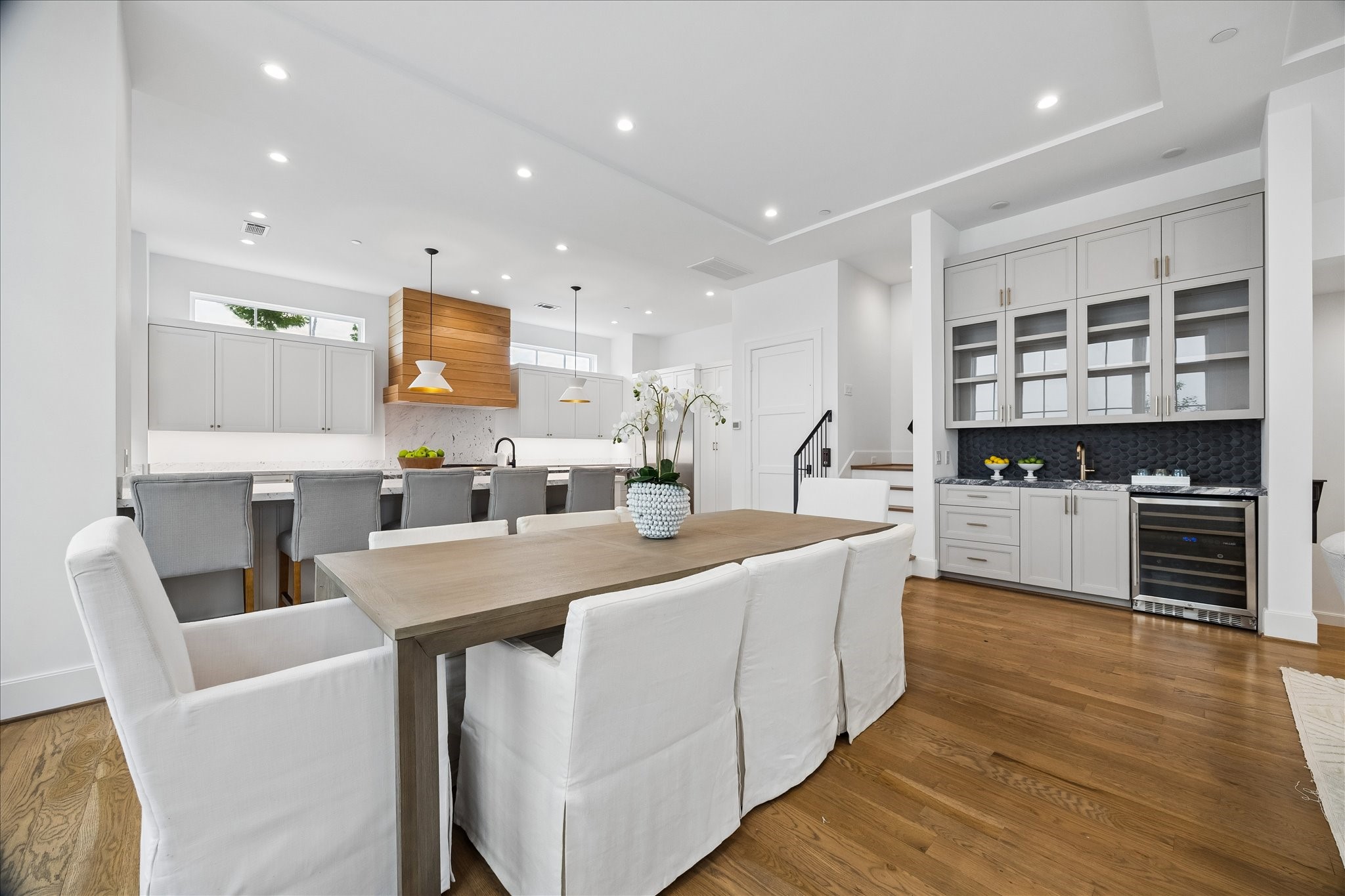 2326 Bissonnet Street Houston, TX 77005 - Photo 7 of 36