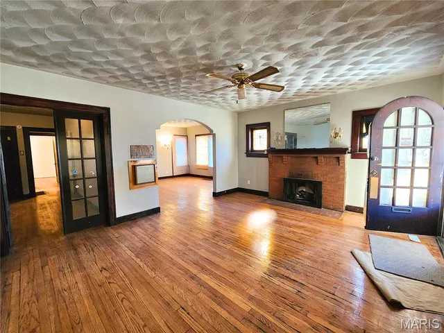 $70,000 | 800 North 24th Street, East St. Louis, IL 62205