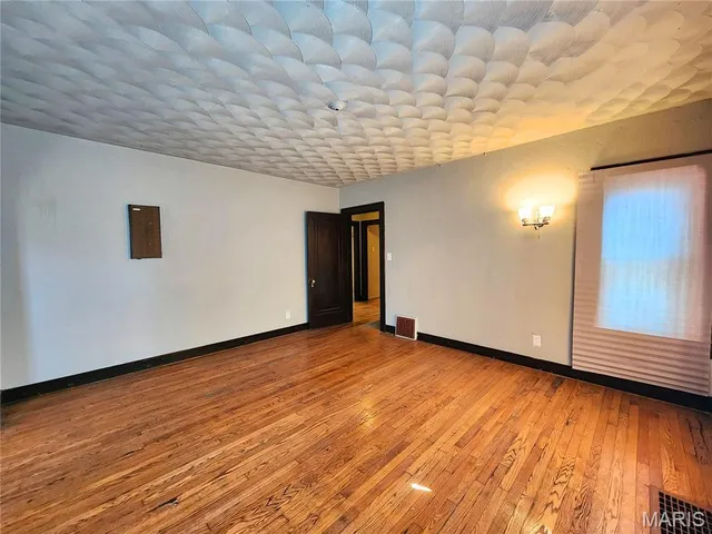 $70,000 | 800 North 24th Street, East St. Louis, IL 62205